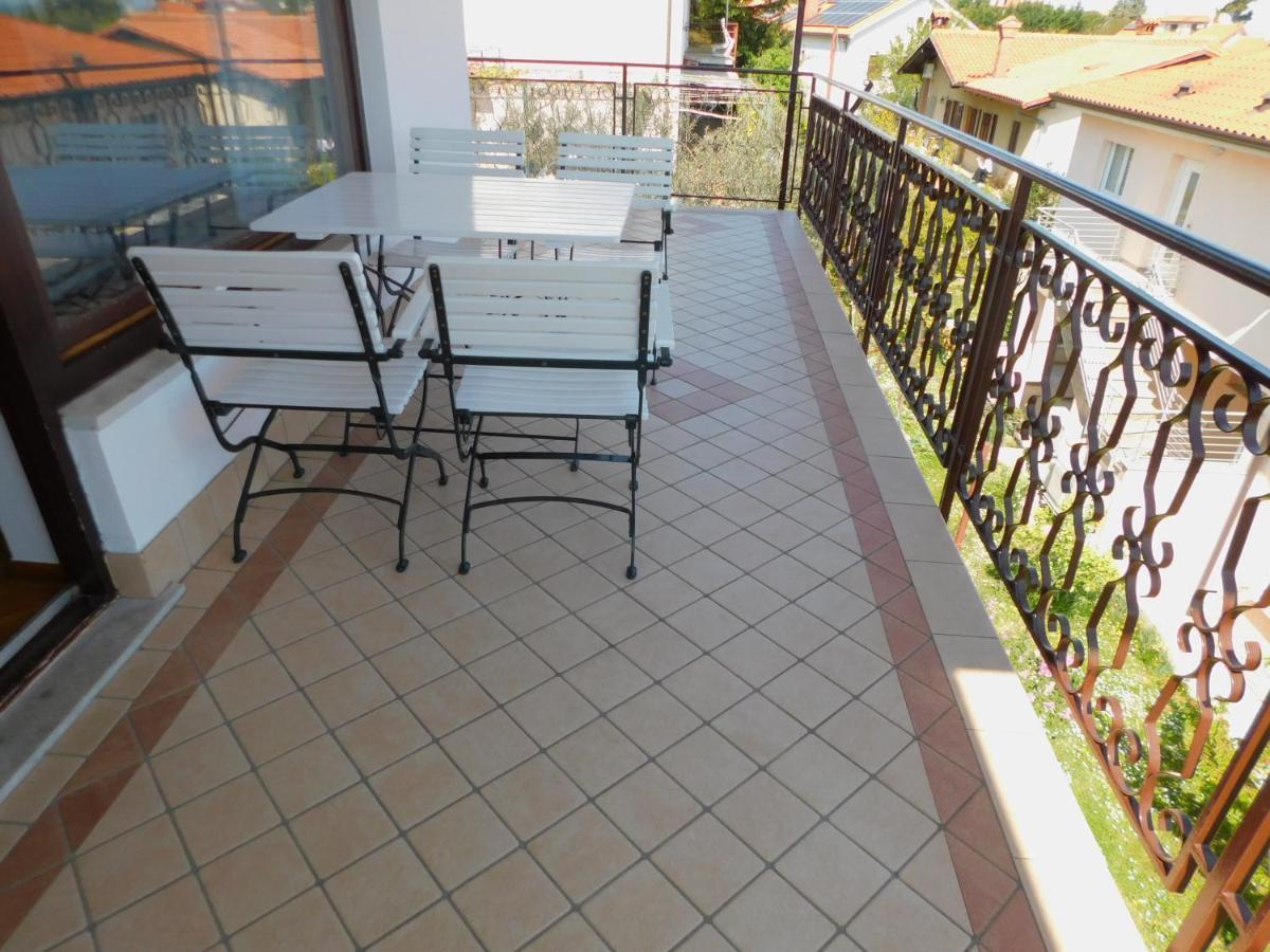 Apartma Mimoza Apartment Jagodje Exterior foto