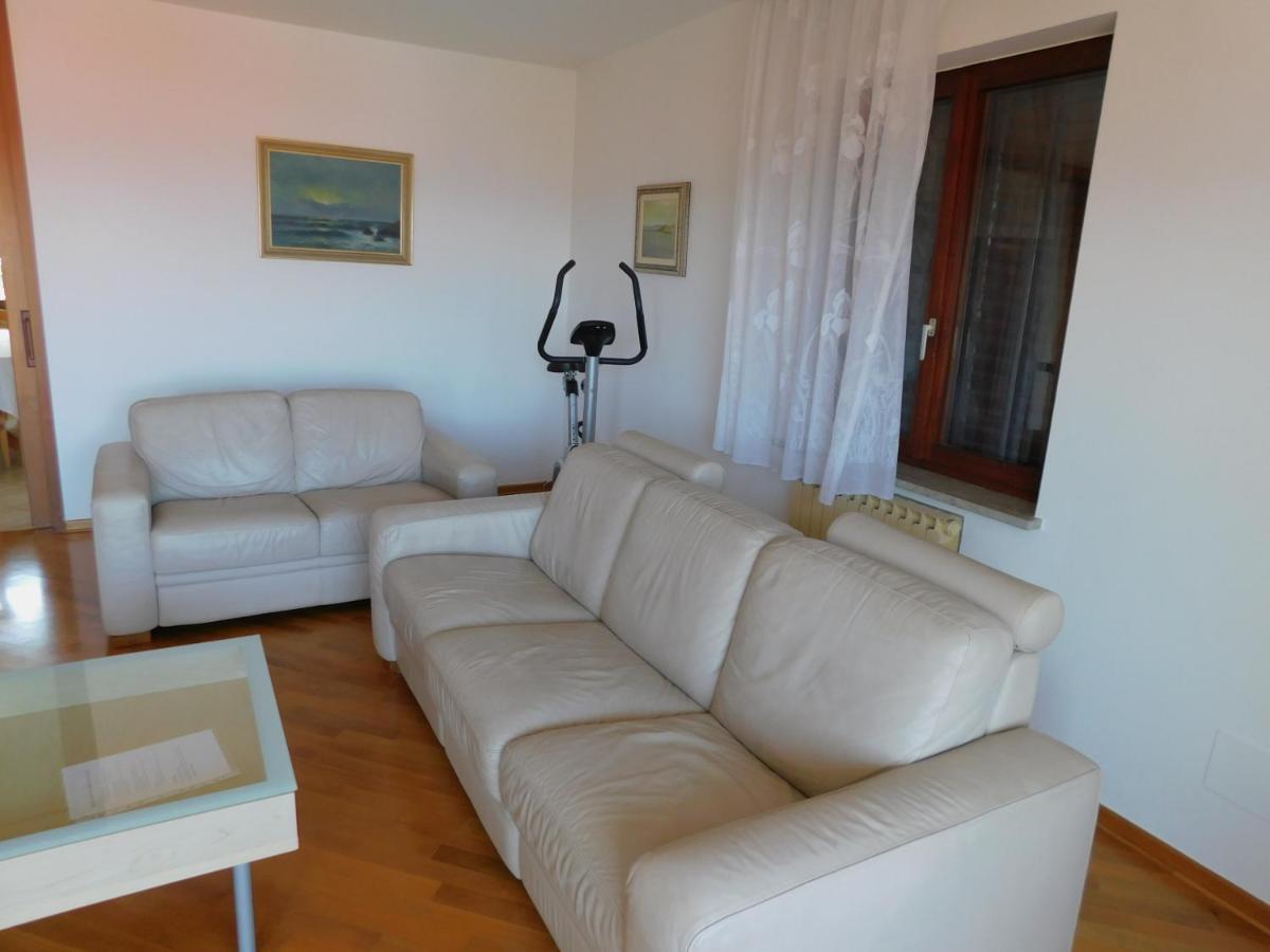 Apartma Mimoza Apartment Jagodje Exterior foto